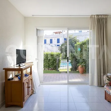 Centrico Con Piscina Y Aparcamiento *