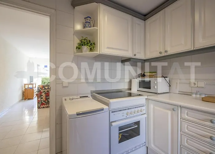 Centrico Con Piscina Y Aparcamiento *