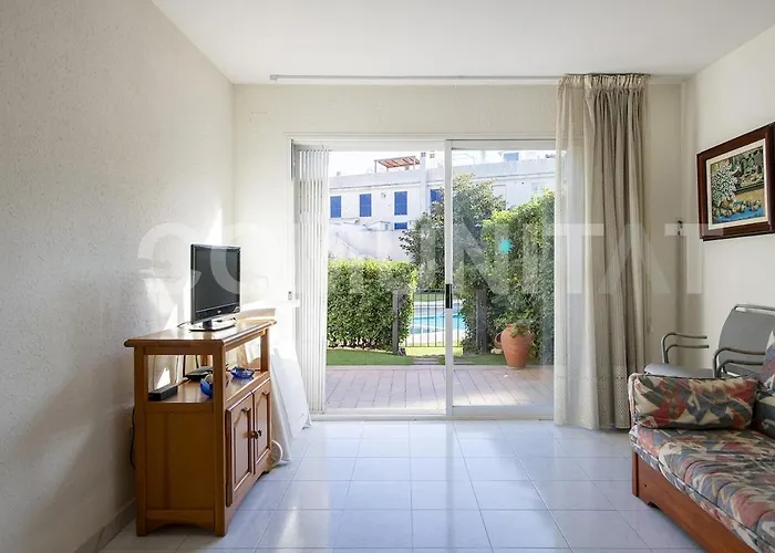 Centrico Con Piscina Y Aparcamiento *