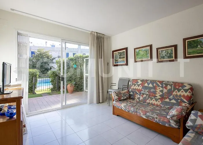 Centrico Con Piscina Y Aparcamiento *